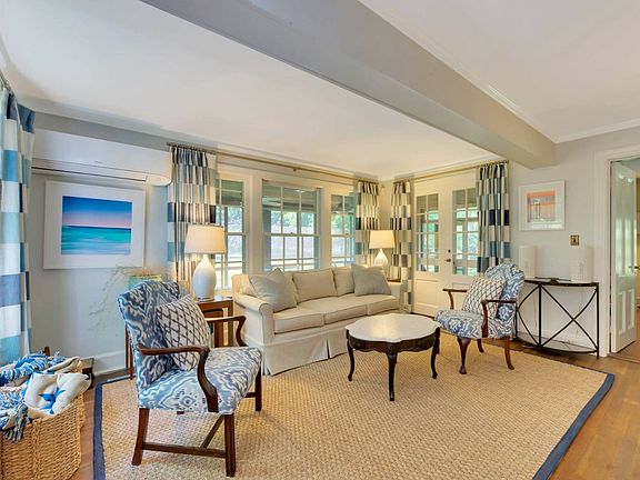 4th image of 90 Old Depot Rd