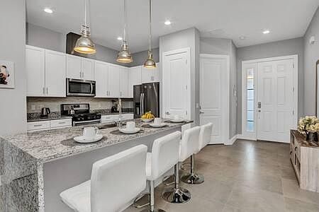 2nd image of 7571 Sunny Dreams Ln