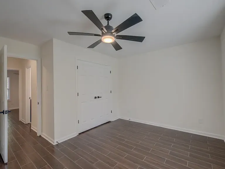 1048 Peterson Lake Rd — Photo 9