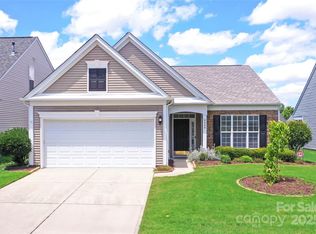 8409 Darcy Hopkins Dr, Charlotte, NC 28277