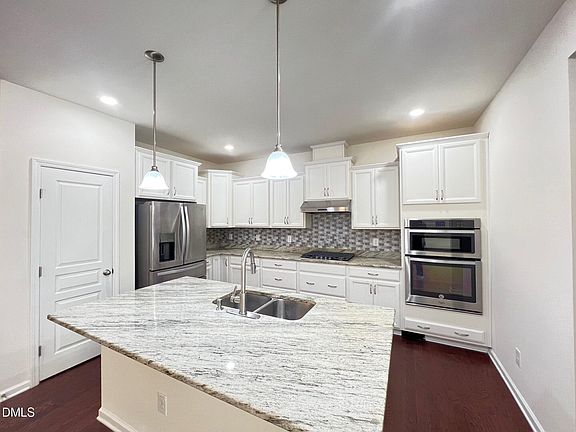 4th image of 1610 Cary Reserve Dr