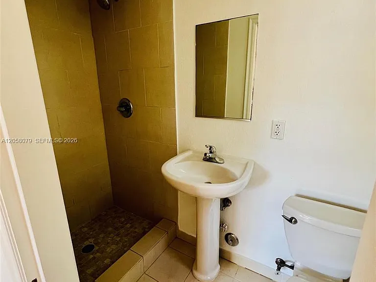 2830 Pine Tree Dr #1 — Photo 18