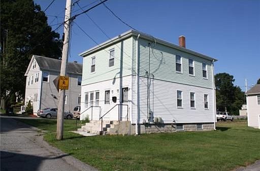 3rd image of 63 Barrett Ave
