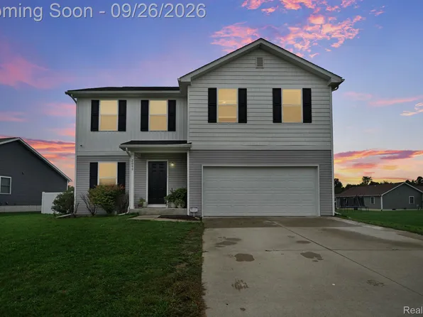 2099 Brier Crest Dr, Davison, MI 48423