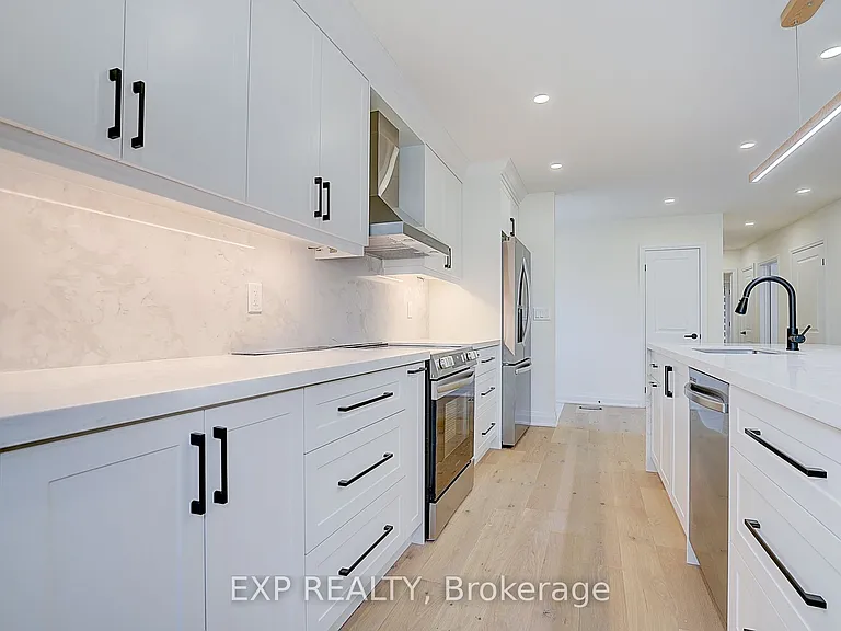 36 Vauxhall Dr #MAIN — Photo 15