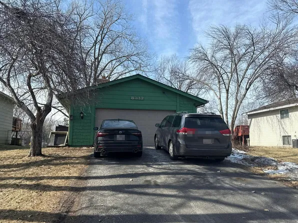 8317 Idaho Ave N, Brooklyn Park, MN 55445