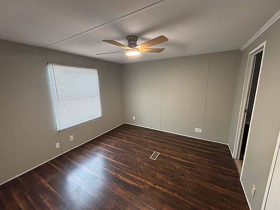 3rd image of 3561 Sonora Rd