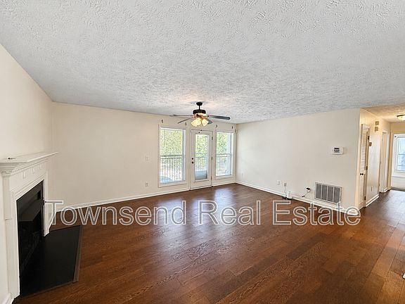 3rd image of 1921-4 Sardonyx Rd