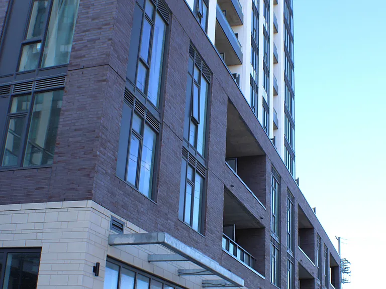 715 Davis Dr #309B — Photo 3