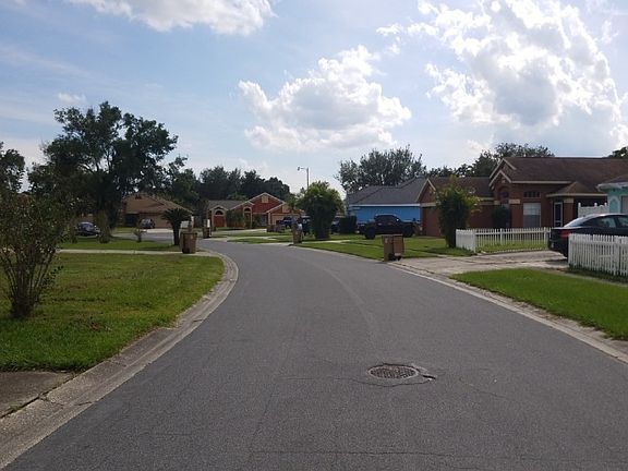 5th image of 341 Blue Bayou Dr