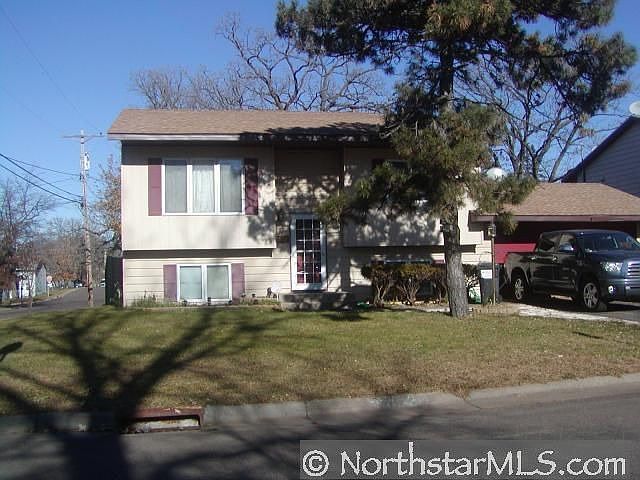 2nd image of 1541 Sims Ave