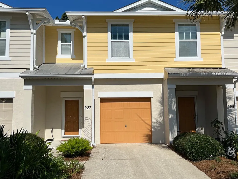 227 Sand Oak Blvd