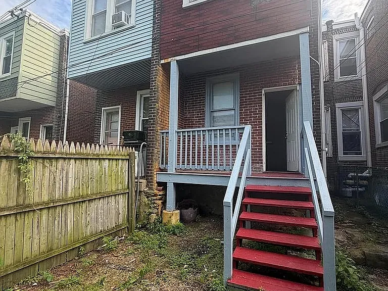 1515 Dyre St — Photo 3