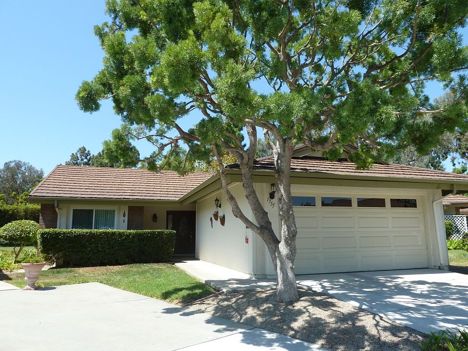 1st image of 1755 Calle Del Arroyo