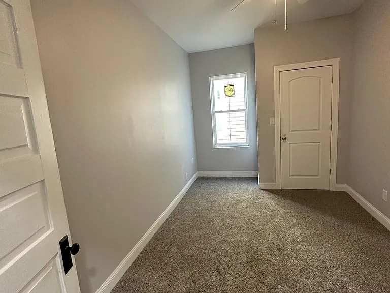 1127 Park Ave #A — Photo 5