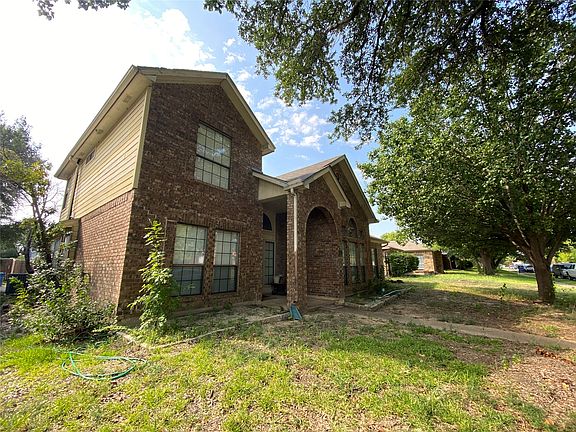 3rd image of 3422 Jonquil Ln
