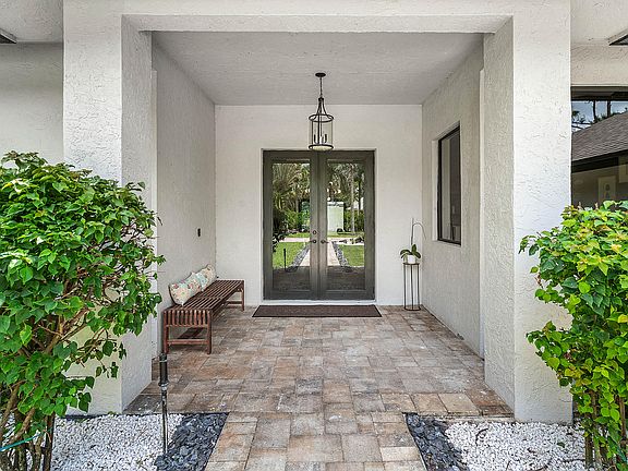 4th image of 14829 STIRRUP Lane
