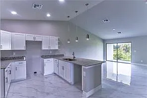 3 bed, 1217 sqft, $1,500 — Photo 4