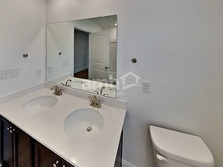 222 S Malayna Dr — Photo 20