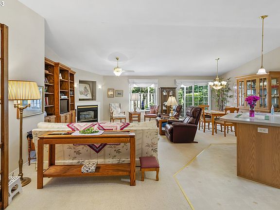 4th image of 5503 NE 85th Ave