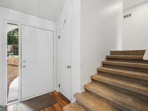 5th image of 6375 Jerri Ct