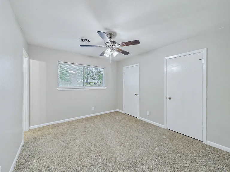 29 Rosewood Dr-16_07012026