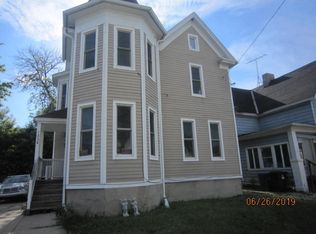 1224 Racine St, Racine, WI 53403