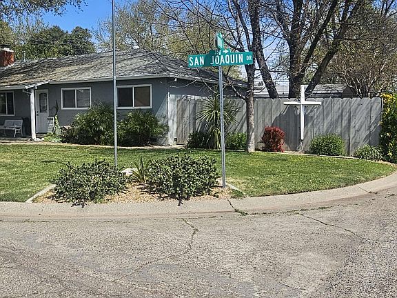 3rd image of 340 San Joaquin Dr
