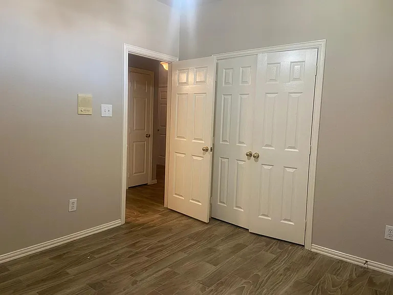 302 Crabapple Dr — Photo 21