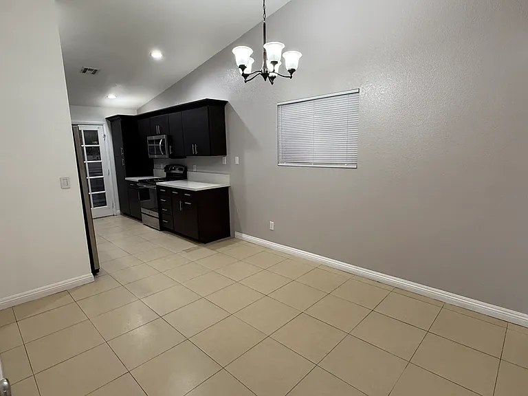 1104 Norma Joyce Ln — Photo 16