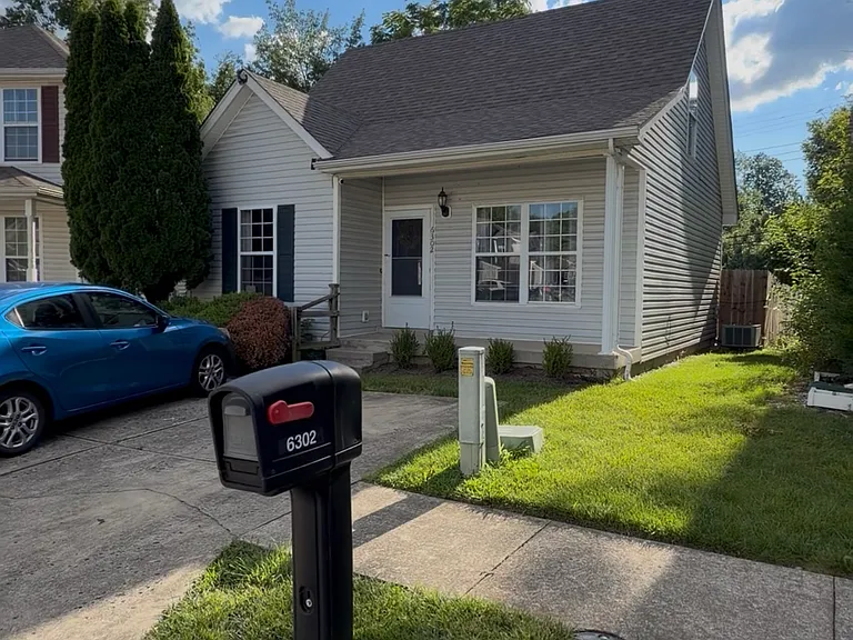 6302 Cottage Field Cir — Photo 8