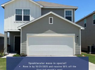 201 Comancheros Rd, Jarrell, TX 76537