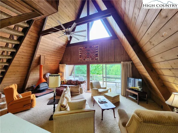 35 Mason Lane, Newland, NC 28657