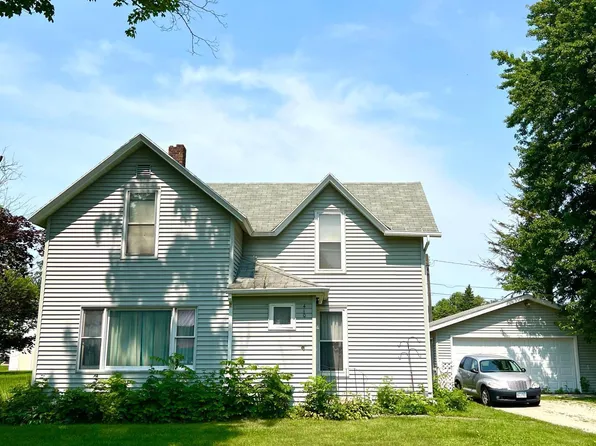 410 Ellington St, West Concord, MN 55985