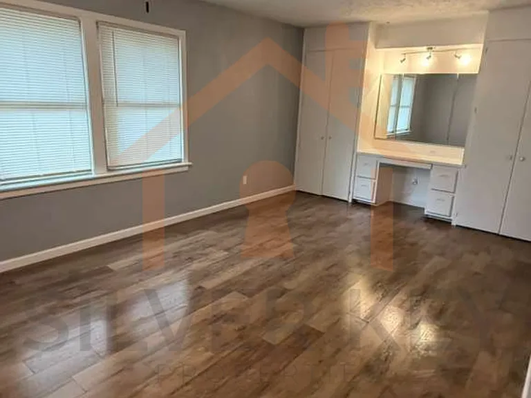 714 NW 32nd St — Photo 19