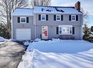36 April Dr, Glastonbury, CT 06033