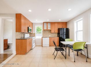 (Undisclosed Address), Staten Island, NY 10304