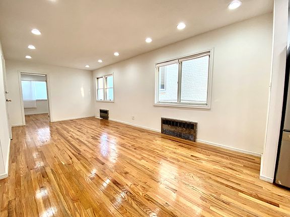 3rd image of 2434 W 3rd St Floor 1