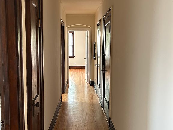 5th image of 1907 S Euclid Ave #1907