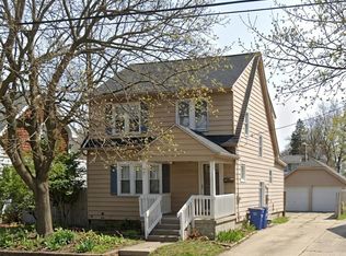 857 Aberdeen St NE, Grand Rapids, MI 49505