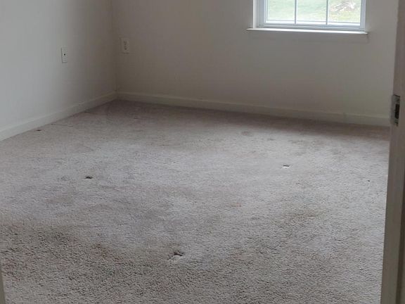 2nd image of 347 Woodpoint Ave