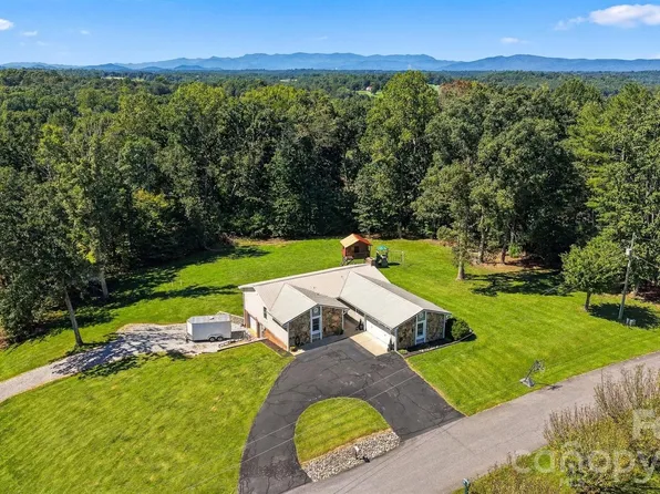 2094 S Fork Dr, Morganton, NC 28655