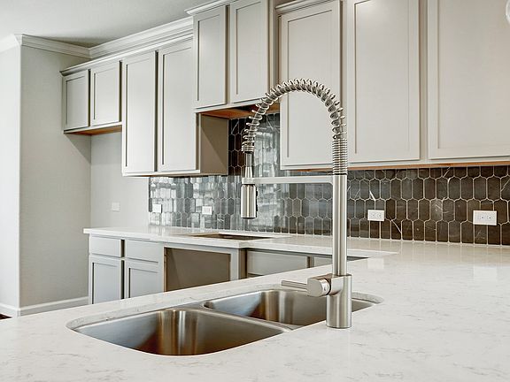 Decorative kitchen backsplash