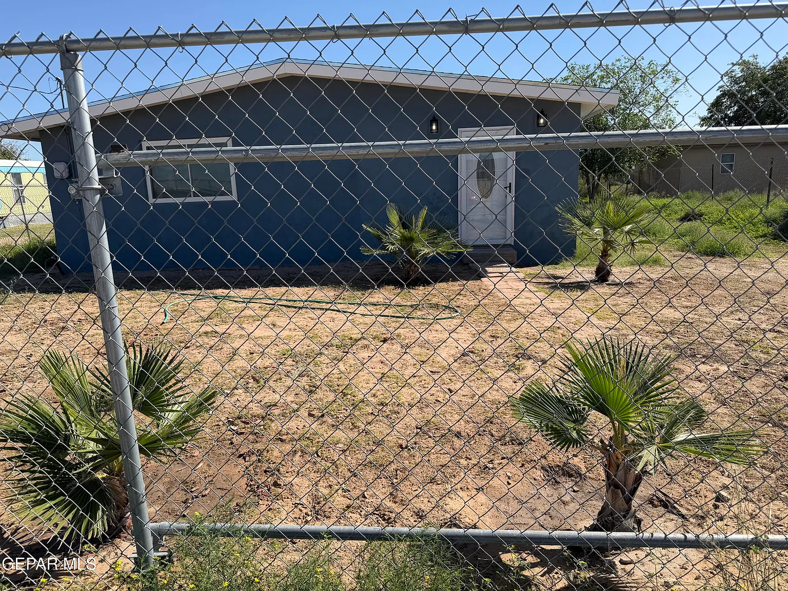 3 bed, 2.0 bath, 1890 sqft, $1,340 — Photo 4