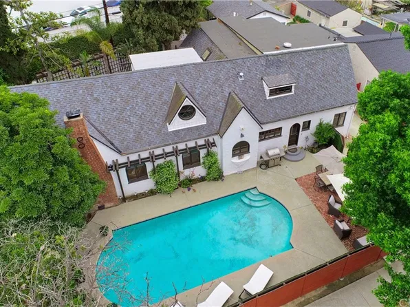 10816 Whipple St, North Hollywood, CA 91602