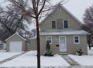 424 3rd St SW, Pipestone, MN 56164
