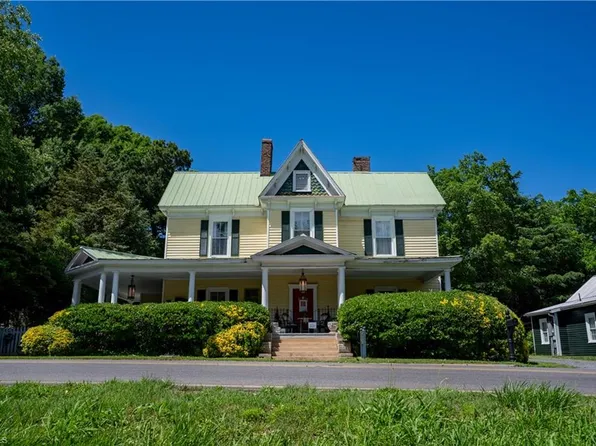 131 E Lexington Rd, Mocksville, NC 27028