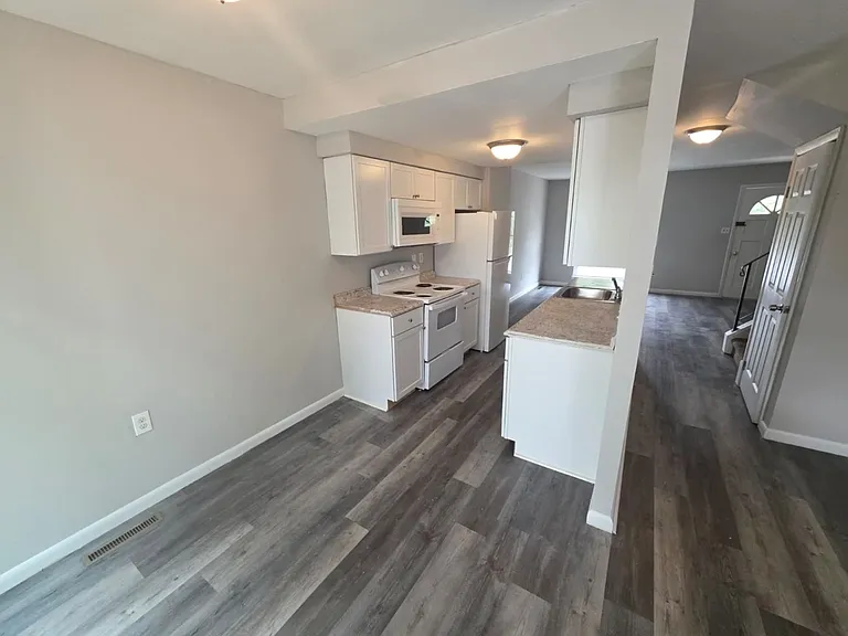 23 Palmer Pl — Photo 6