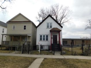 8410 S Kerfoot Ave, Chicago, IL