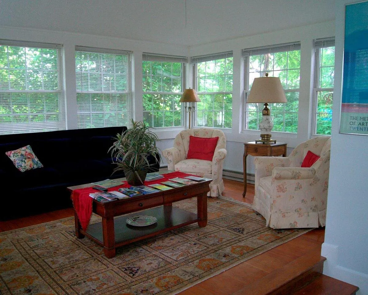 1 bed, 850 sqft, $1,550 — Photo 4